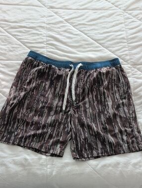 Duck Head Men's 7" Rover Hybrid Performance Camo Shorts | Realtree Original